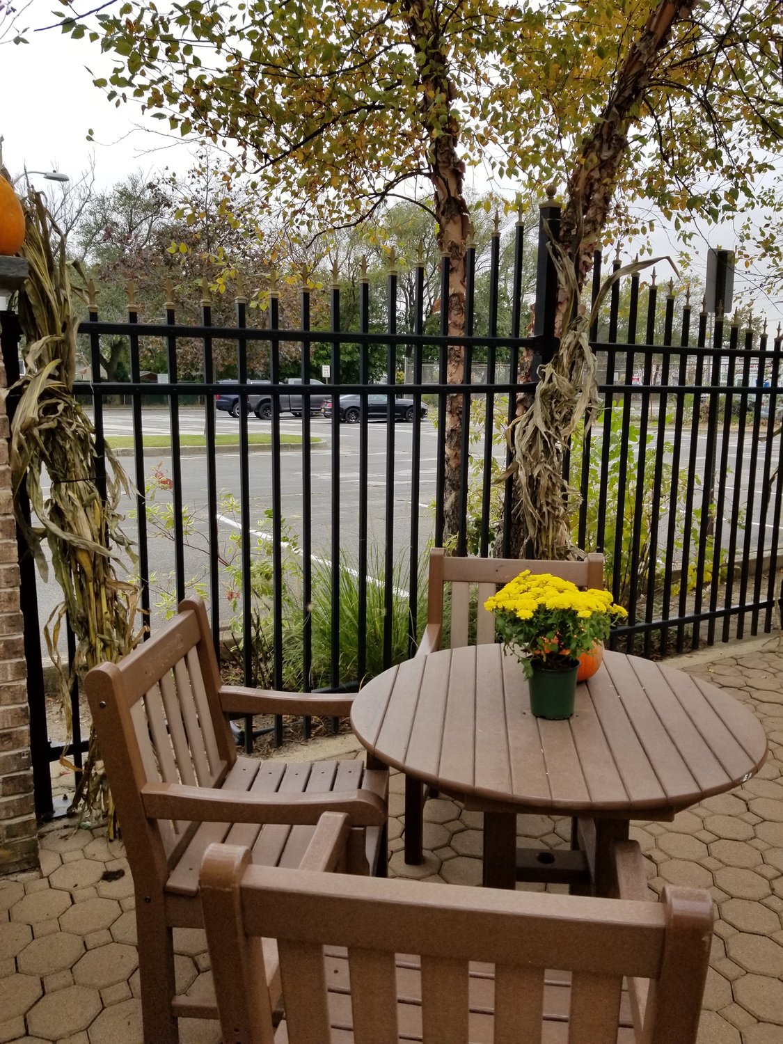 Lynbrook Library garden dedicated to late board president Herald